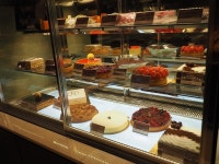 에릭케제르 플라자점, 서울특별시 — 대한민국 서울특별시 중구 태평로2가 23, 전화 02-310-7500, 개방 시간 에릭케제르 플라자점... 