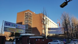 명덕외국어고등학교, 서울특별시 — 대한민국 서울특별시 강서구 내발산동 강서로47길 34-10, 전화 02-2665-8818 명덕외국어고등학교... 