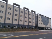 더 스테이 센츄리 호텔, Jeju — Hàn Quốc Jeju 애월읍 애월읍 일주서로 7113, điện thoại 064-800-4000 더 스테이 센츄리... 