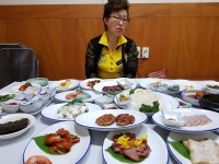 진일관, Haenam-gun — South Korea Jeollanam-do Haenam-gun 해남읍 구교리 484, ફોન 061-532-9932 진일관, Haenam-gun... 