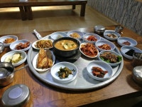 동원식당, Haenam-gun — South Korea Jeollanam-do Haenam-gun 해남읍 고도리 85-7, phone 061-533-0635, opening hours 동원식당... 