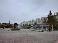 갈마역, 대전광역시 — 대한민국 대전광역시 갈마1동 갈마역, 대전광역시 —  대한민국 대전광역시 갈마1동