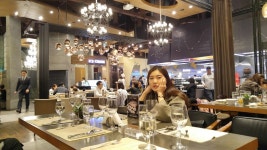 더파티 해운대, Busan — South Korea Busan 해운대구 중1동 해운대해변로298번길 24, phone 051-744-7711, opening hours 더파티... 