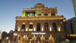 Charlotte Theater 샤롯데씨어터, 서울특별시 — 대한민국... Theater 샤롯데씨어터, 서울특별시 —  대한민국 서울특별시 송파구... 