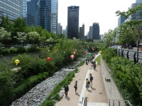 관광안내소, โซล — เกาหลีใต้ โซล 종로구 관철동 37-9, โทรศัพท์ 02-729-9497... 