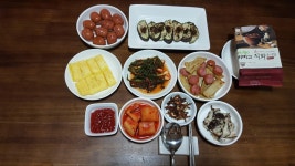 가요무대, Gwangju — Sydkorea Gwangju 광산구 신가동 985-9... Sydkorea Gwangju 광산구 신가동 985-9, telefon 062-955-8832