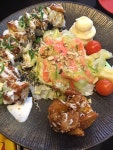 스시마루, 江陵市 — 韓国 江原道 江陵市 교1동 1834-9, 電話 033-641-3222, 開放時間 스시마루, 江陵市 —  韓国 江原道 江陵市 교1동... 