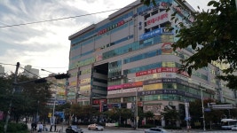 좌2동 해운대로 802, ફોન 1544-8855 롯데시네마 해운대... South Korea Busan 해운대구 좌2동 해운대로 802, ફોન 1544-8855