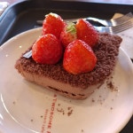 4-3, telefono 055-322-9694, ordutegi 투썸플레이스... Gimhae-si 장유면 율하2로11번길 4-3, telefono 055-322-9694, ordutegi