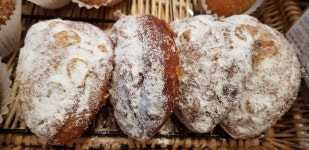 파리바게트 대전로데오점, Daejeon — Zuid-Korea Daejeon 서구 탄방동 749, telefoon 042-483-5304 파리바게트 대전로데오점... 