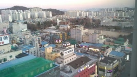 에코그라드호텔, スンチョン市 — 韓国 チョルラ南道 スンチョン市 조례동 1587-4, 電話 061-811-0000 에코그라드호텔, スンチョン市... 