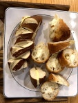 송촌동 계족산로81번길 96 보보로 베이커리 Bovolo Bakery, 대전광역시 —  대한민국 대전광역시 대덕구 송촌동 계족산로81번길 96