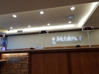 멜라루카, 서울특별시 — 대한민국 서울특별시 강남구 논현2동 학동로 326, 전화 02-3457-8585, 개방 시간 멜라루카, 서울특별시... 