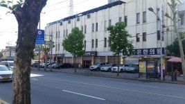 광주은행 신안지점, क्वांग्जू — दक्षिण कोरिया क्वांग्जू 북구 신안동... 