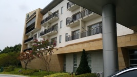스위트 호텔 남원, Namwon-si — South Korea Jeollabuk-do Namwon-si 주천면 용담리 38, ফোন 063-630-7100 스위트 호텔... 