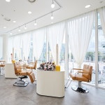 꾸밈살롱by연아 - Google 지도 꾸밈살롱by연아 · 서울특별시 마포구 월드컵북로54길 17 사보이시티디엠씨 2층