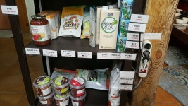 오세계향, 서울특별시 — 대한민국 서울특별시 종로구 관훈동 인사동12길 14-5, 전화 02-735-7171, 개방 시간 오세계향, 서울특별시... 