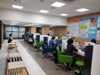 NH농협은행 부산진지점, Busan — South Korea Busan 동구 범일2동 자성공원로 4, phone 051-646-0162, opening hours NH농협은행... 