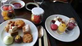 우1동 마린시티1로 51, 전화 051-990-1300, 개방 시간 다이닝룸... 부산광역시 해운대구 우1동 마린시티1로 51, 전화 051-990-1300, 개방 시간