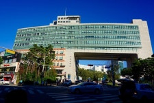 홍익대학교, 서울특별시 — 대한민국 서울특별시 마포구 창전동... 02-320-1114 홍익대학교, 서울특별시 —  대한민국 서울특별시 마포구... 