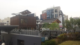 김광석다시그리기길, Daegu — South Korea Daegu 중구 대봉동, খোলার ঘন্টা 김광석다시그리기길, Daegu... 