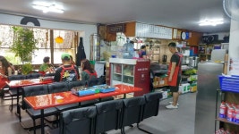 애플하우스, 서울특별시 — 대한민국 서울특별시 서초구 반포동 신반포로 50, 전화 02-595-1629, 개방 시간 애플하우스, 서울특별시... 