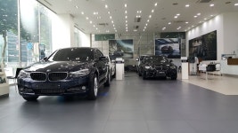 BMW도이치모터스동대문전시장, 서울특별시 — 대한민국 서울특별시 동대문구 답십리동 530-19, 전화 02-2235-7301, 개방 시간... 
