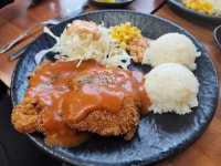 돈까스마당, 강릉시 — 강릉시, 옥천동 동부시장1길 13 돈까스마당, 강릉시 —  강릉시, 옥천동 동부시장1길 13