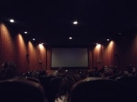 Google Maps Google review of Overland Park Cinemas by Suzy Q