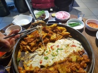 두총각닭갈비 삼계점, 김해시 — 김해시, 삼계동 1494-11 KR, 전화 055-311-5122 두총각닭갈비 삼계점, 김해시 —  김해시, 삼계동... 