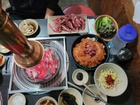 고기싸롱, 강릉시 — 강릉시, 성덕동 입암로 153 고기싸롱, 강릉시 —  강릉시, 성덕동 입암로 153