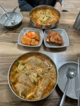 아우라지식당, 태백시 — 태백시, 새시장1길 26, 전화 033-553-5584 아우라지식당, 태백시 —  태백시, 새시장1길 26, 전화 033-553-5584