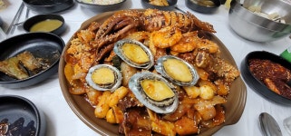 내마음에찜강릉본점, 강릉시 — 강릉시, 경강로 2107 내마음에찜... 강릉시, 경강로 2107 내마음에찜 강릉본점 1층, 전화 033-642-9058