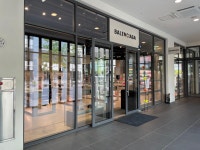 BALENCIAGA, 대전광역시 — 대전광역시, 용산동 579 First Floor, 전화 042-332-2212 BALENCIAGA, 대전광역시 —  대전광역시... 
