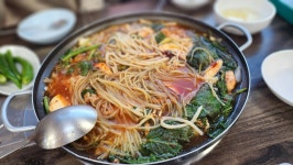 송이닭갈비, 태백시 — 태백시, 연지로19번길 21 송이닭갈비, 태백시 —  태백시, 연지로19번길 21