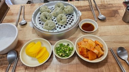 명소남연숙손칼국수, 밀양시 — 밀양시, 삼문동 중앙로 258 명소남연숙손칼국수, 밀양시 —  밀양시, 삼문동 중앙로 258