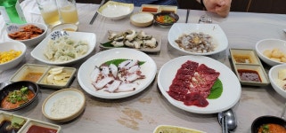 철따라맛집, 광양시 — 광양시, 중동 길호5길 20 1871-5 57796... 광양시, 중동 길호5길 20 1871-5 57796, KR, 전화 061-791-9997