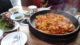 태백물닭갈비막국수, 태백시 — 태백시, 황지동 8-20 태백물닭갈비막국수, 태백시 —  태백시, 황지동 8-20