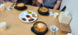 뚝배기섭국, 속초시 — 속초시, 중앙로 315 1층, 전화 033-637-3777 뚝배기섭국, 속초시 —  속초시, 중앙로 315 1층, 전화 033-637-3777