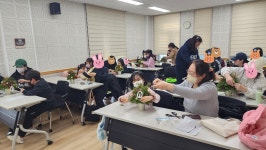 남구대명어울림도서관 > 도서관소개 > 도서관갤러리 남구대명어울림도서관