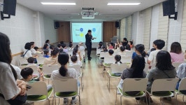 남구대명어울림도서관 > 도서관소개 > 도서관갤러리 남구대명어울림도서관