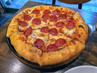 페퍼로니 피자 Pepperoni Pizza | 피자 보이시나 노량진점. 오랜만에 피자가 땡겨서 갔는데, 기다… | Flickr 페퍼로니 피자... 