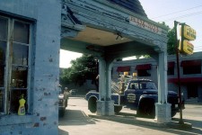 A & J Auto Repair | Film: Kodak Ektachrome Elite 200 | Grain is Life | Flickr A & J Auto Repair