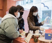 [서울 경제] 매력 넘치는 골목상권, 서울·동네·상점 > 서울사랑 > 서울이야기 > 시민소통 > 정보소통광장