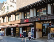 [서울 스타일] 손으로 이어진 전통을 만나는 시간, 인사동 > 서울사랑... 정보소통광장 [서울 스타일] 손으로 이어진 전통을 만나는 시간, 인사동