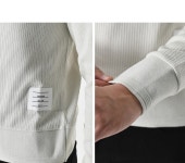 MJT379A J0083 113_THOM BROWNE 톰브라운 MJT379A 써멀 립 오토맨 터틀넥니트(화이트) MJT379A J0083 113