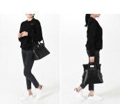 Maison Margiela-[메종마르지엘라] S56WG0093 P0396 H7735 20F... SSF Shop [메종마르지엘라] S56WG0093 P0396 H7735 20F 여성숄더백