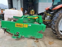 신흥공업사 땅속작물수확기 SH-1600B  2019-08-22 : Agriis Mobile Used Machinery