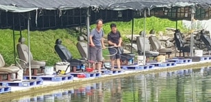 폭포낚시터 유료낚시터 > 🎣향어의 명소 폭포낚시터 20🐟 : 낚시사랑