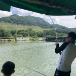폭포낚시터 유료낚시터 > 🎣향어의 명소 폭포낚시터 28🐟 : 낚시사랑